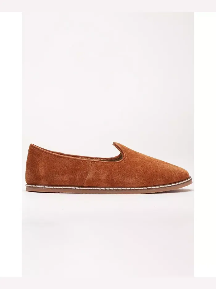 Туфли Istanbul Suede Leather Slip On Flats (женские) Epilogue Shoes — изображение 2 из 6, коричневый