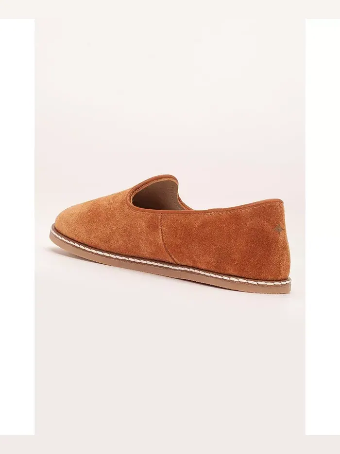 Туфли Istanbul Suede Leather Slip On Flats (женские) Epilogue Shoes — изображение 4 из 6, коричневый