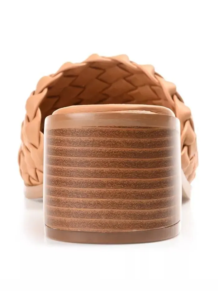 Женские босоножки-слайды на блочном каблуке Fylicia Woven Journee Collection — изображение 3 из 5, бежевый
