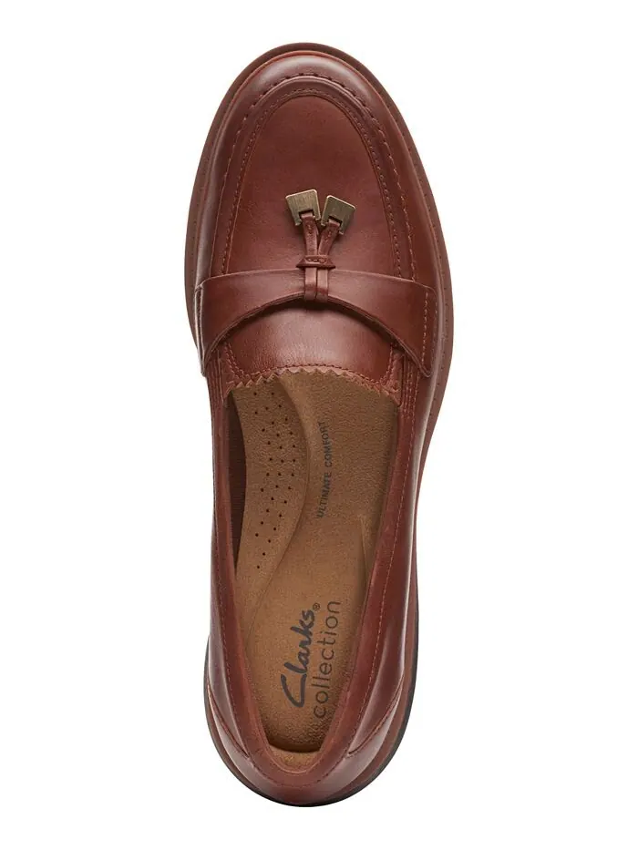 Лоферы женские Clarks Westlynn Bella Lug-Sole — изображение 4 из 5, бежевый
