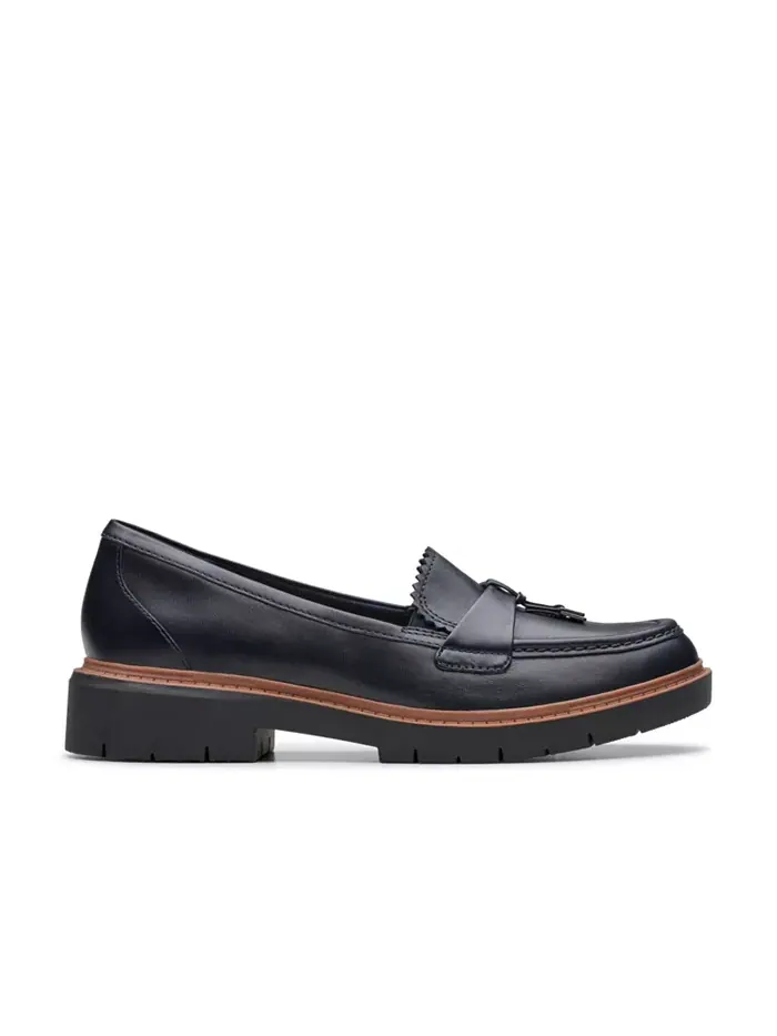 Лоферы женские Clarks Westlynn Bella на массивной подошве — изображение 2 из 6, темно-синий