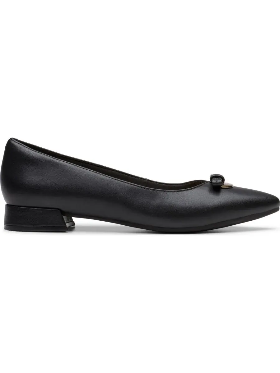 Балетки женские Clarks Natalyn Trim с острым носком — изображение 2 из 6, черный