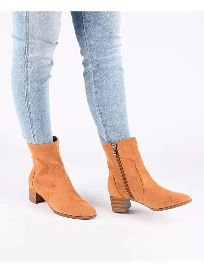 Женские ботильоны Hayven Block Heel Almond Toe Journee Collection — изображение 6 из 6, коричневый