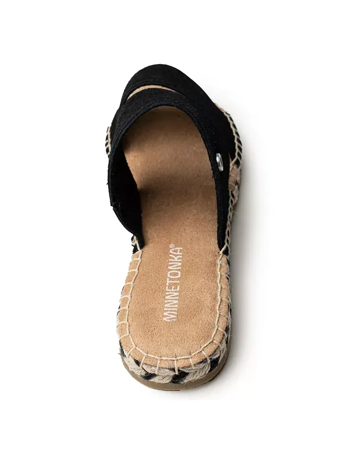 Женские слайдеры Poppie из замши Minnetonka — изображение 4 из 8, черный
