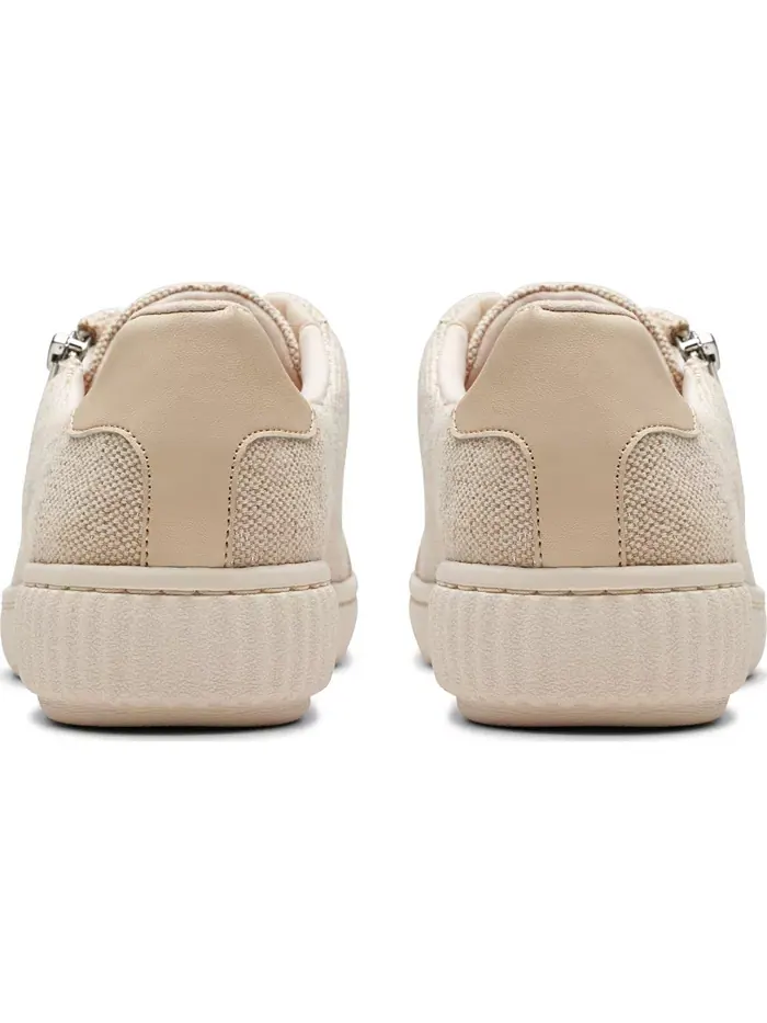 Кроссовки женские Clarks Caroline Echo Slip On — изображение 6 из 8, белый