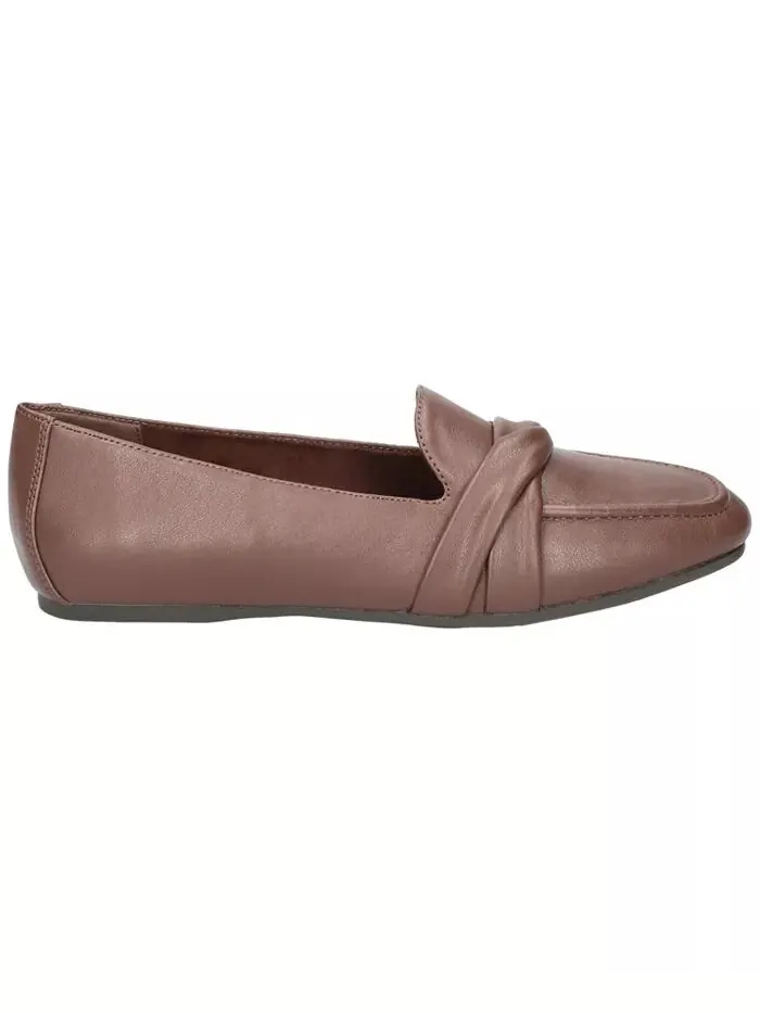 Женские балетки Betty Square Toe Easy Street — изображение 2 из 7, бежевый