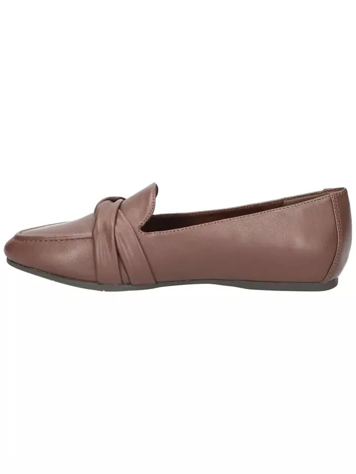 Женские балетки Betty Square Toe Easy Street — изображение 6 из 7, бежевый