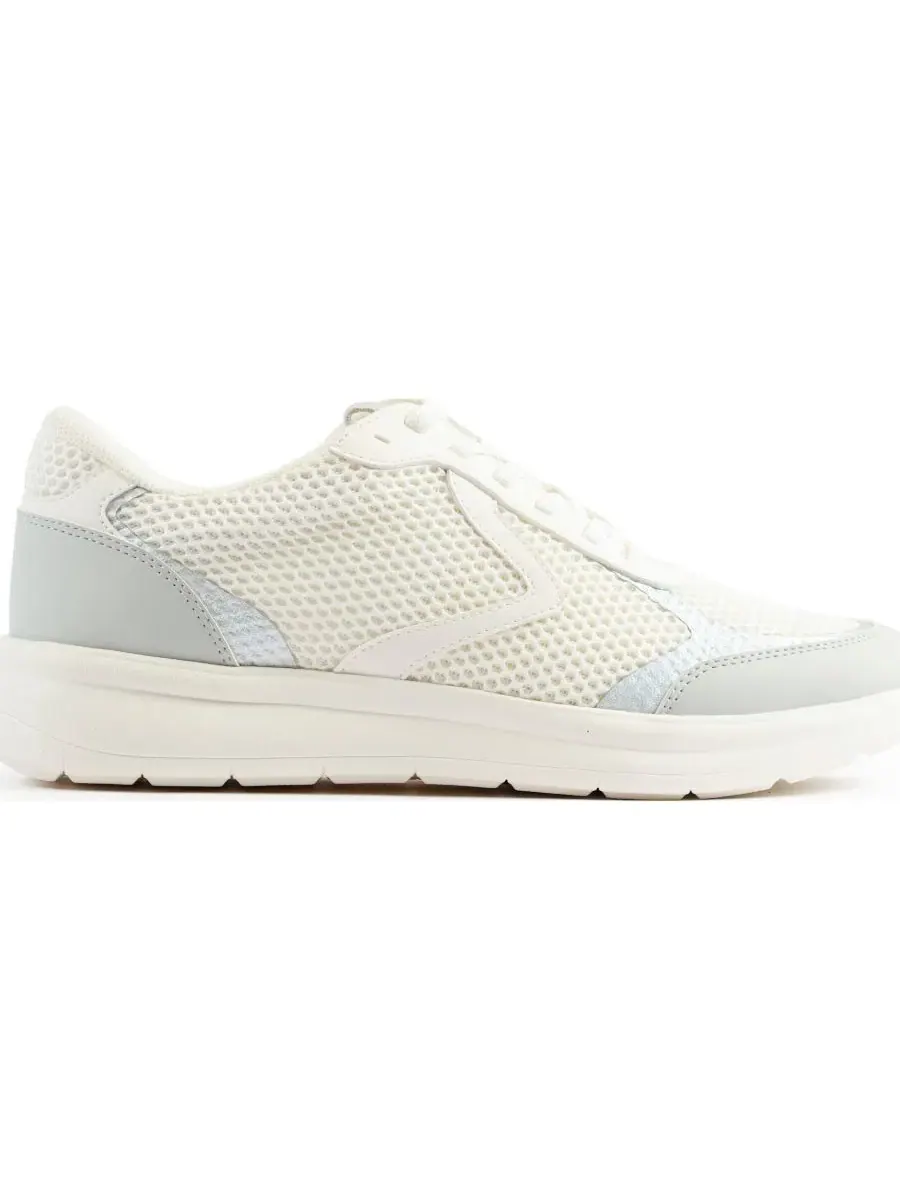 Кроссовки женские Clarks Ezrin Tie Lace Up, текстильные — изображение 2 из 6, белый/серый