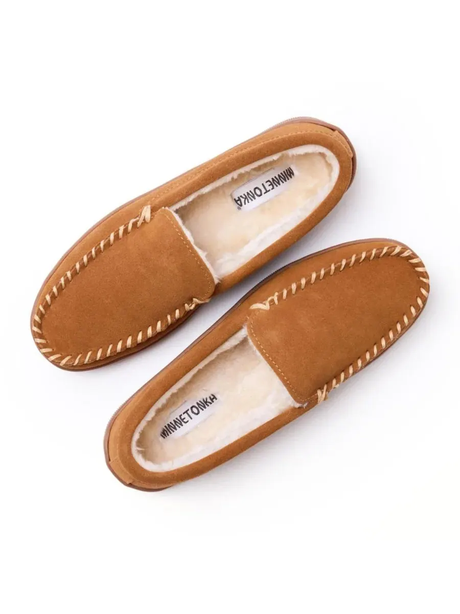 Мужские тапочки-слипоны из замши с ворсистой подкладкой Minnetonka — изображение 4 из 7, коричневый