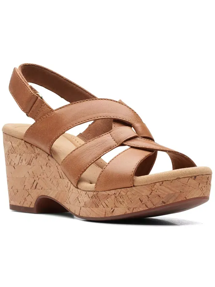 Босоножки женские Clarks Giselle на танкетке, с ремешком на пятке