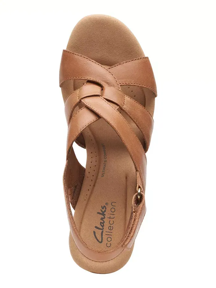 Босоножки женские Clarks Giselle на танкетке, с ремешком на пятке — изображение 5 из 6, бежевый