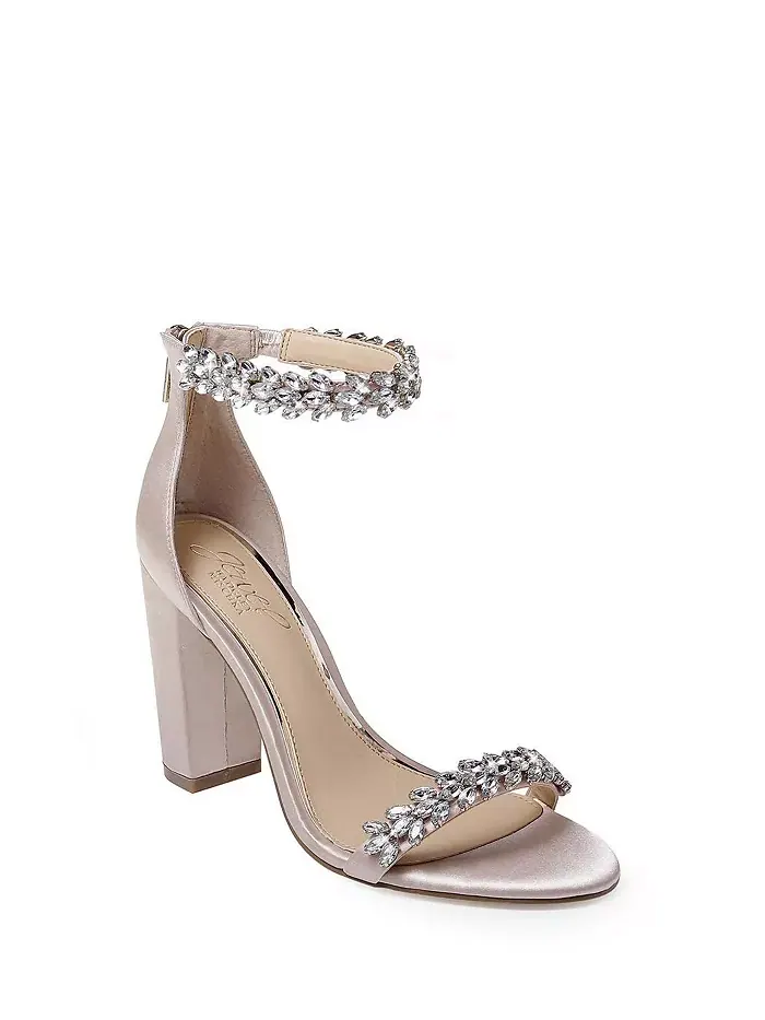 Женские вечерние босоножки Mayra на устойчивом каблуке Jewel Badgley Mischka — изображение 1 из 4, шампань