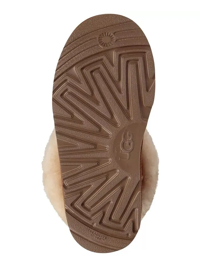 Ботинки Classic II для маленьких и больших детей Ugg — изображение 5 из 6, орех