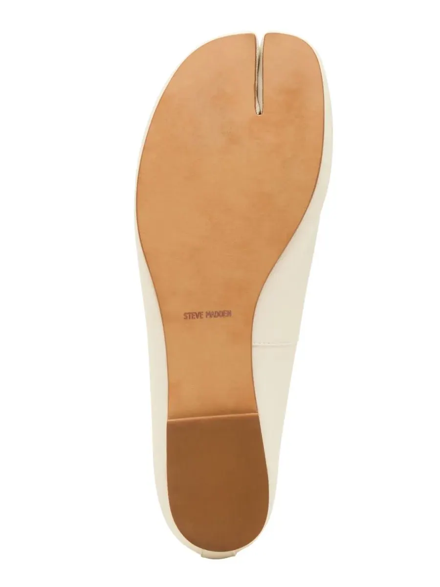 Женские балетки Calico с раздельным носком Steve Madden — изображение 5 из 6, кость