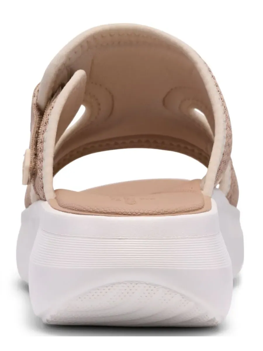 Сандалии женские Clarks Solevana Mist на танкетке, без застежки — изображение 3 из 6, бежевый