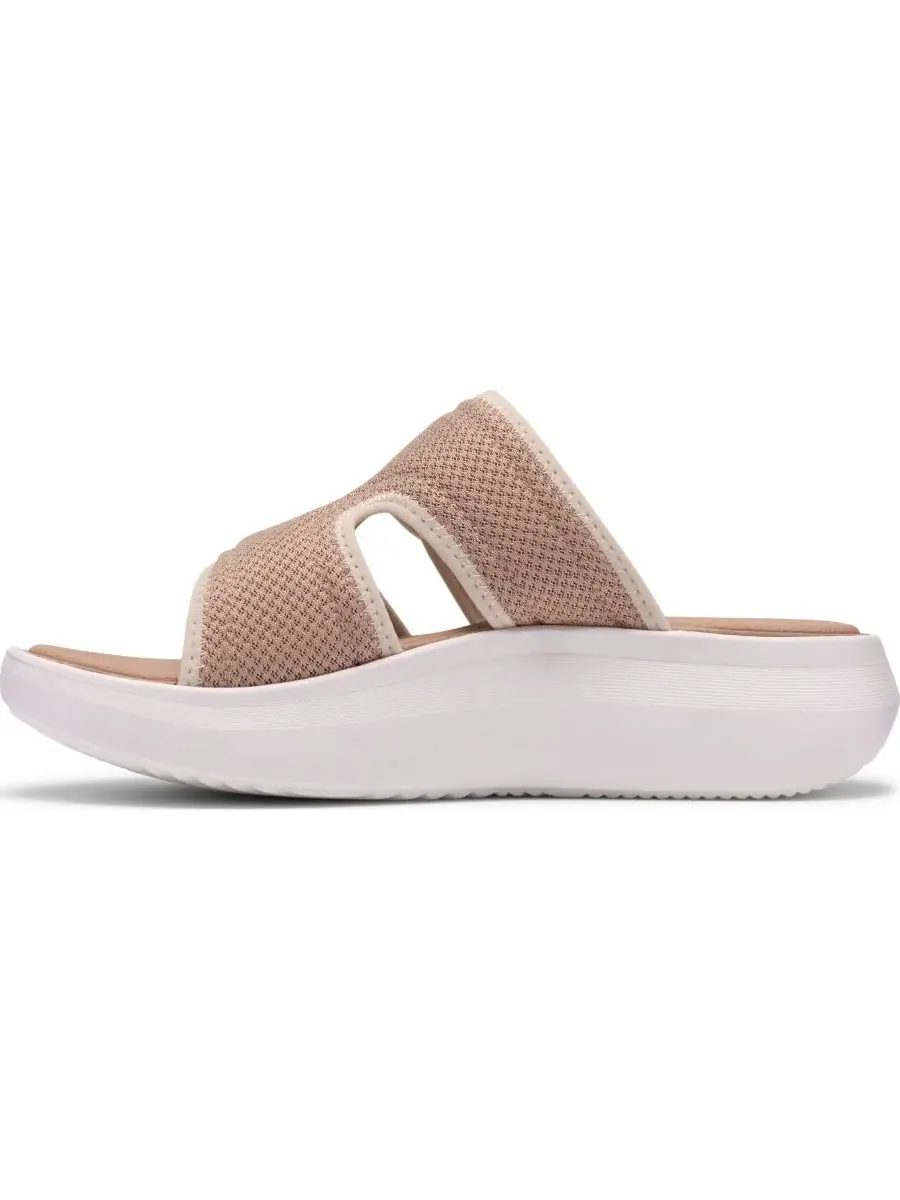 Сандалии женские Clarks Solevana Mist на танкетке, без застежки — изображение 6 из 6, бежевый