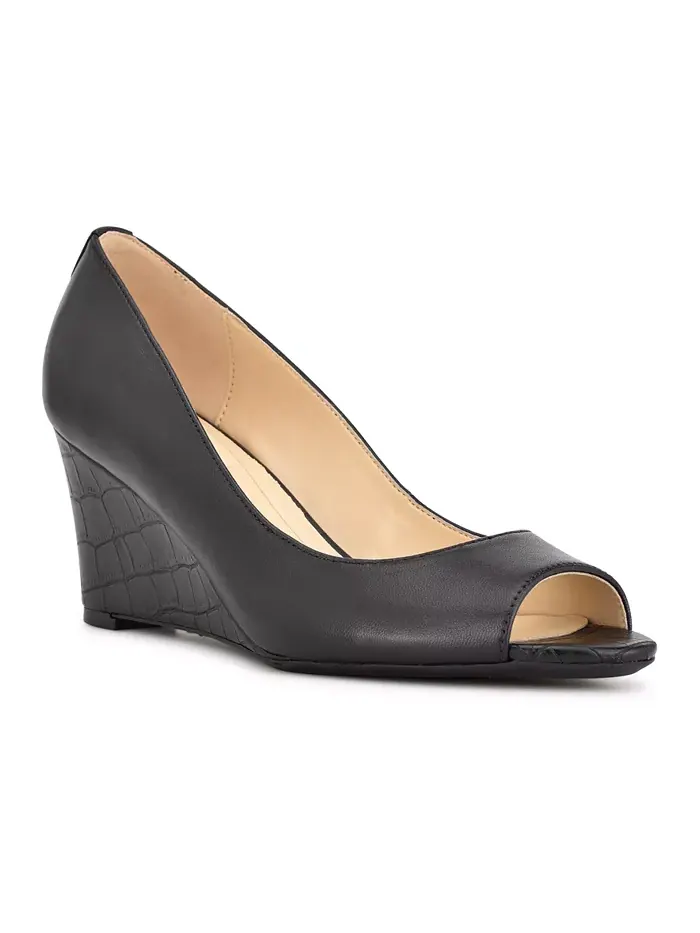 Туфли Women's Cape 9x9 Peep Toe Wedges Nine West — изображение 1 из 5, черный