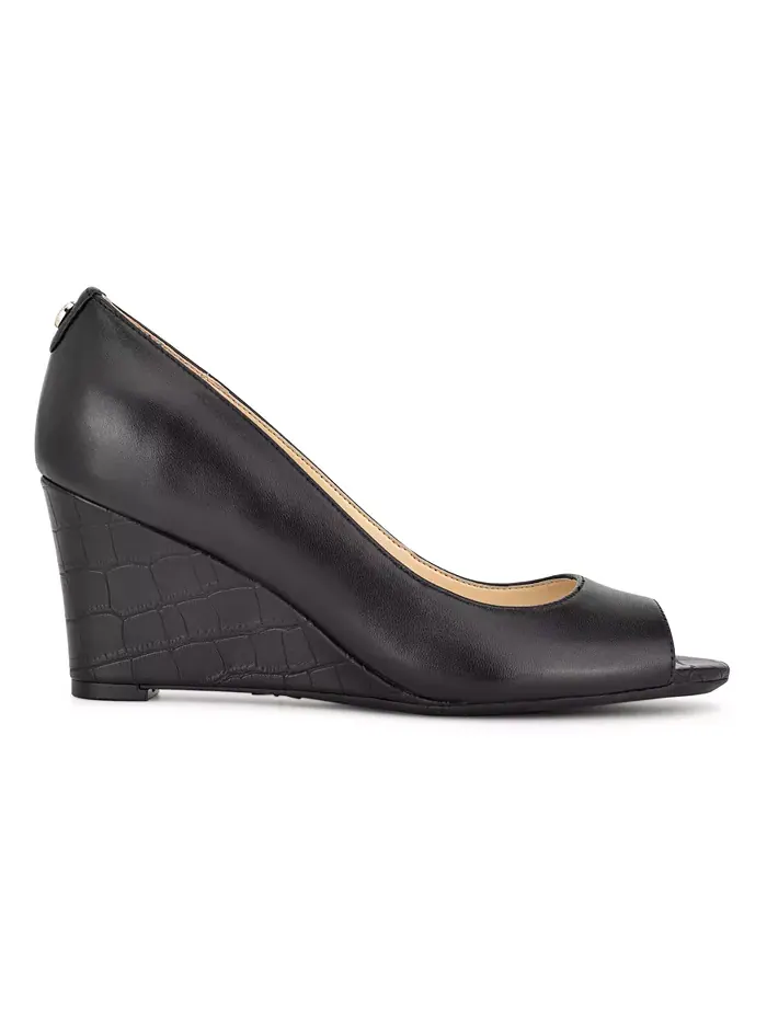 Туфли Women's Cape 9x9 Peep Toe Wedges Nine West — изображение 2 из 5, черный
