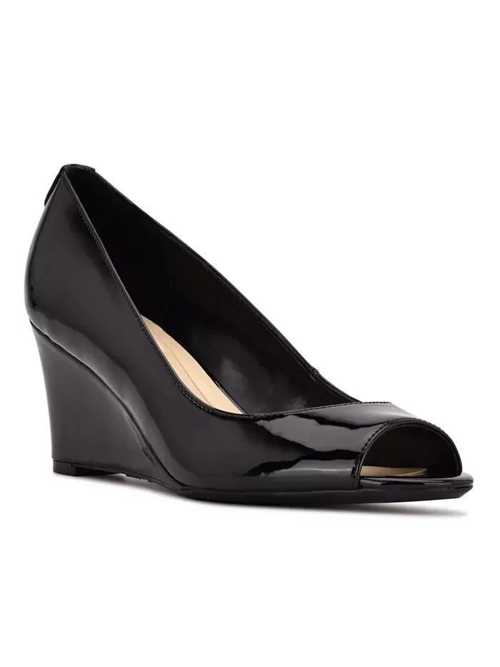 Туфли Women's Cape 9x9 Peep Toe Wedges Nine West — изображение 1 из 5, черный