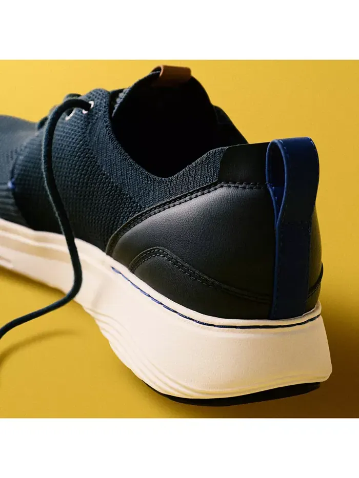 Кроссовки мужские Clarks Motion Trek MX — изображение 2 из 8, черный