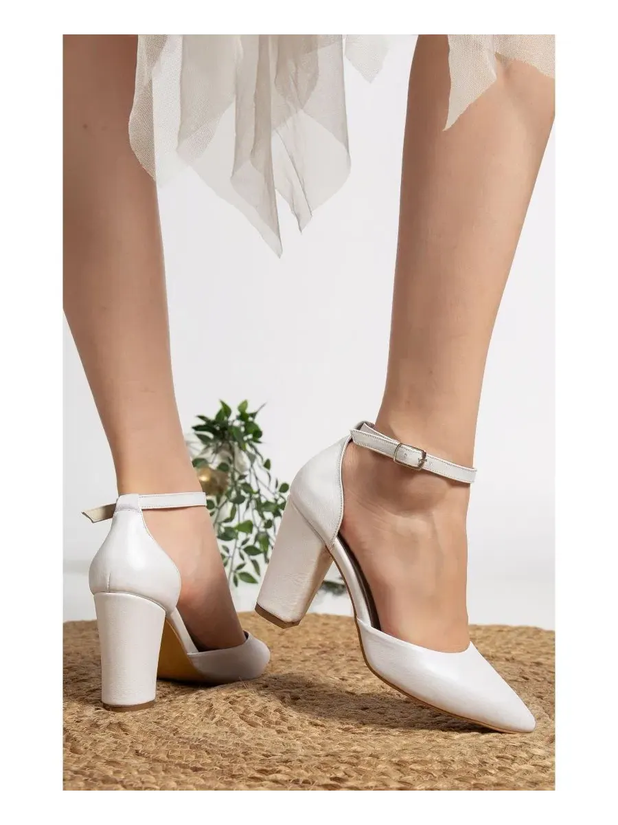 Туфли-лодочки на каблуке-столбике Rossella Forever & Always Shoes — изображение 3 из 5, слоновая кость