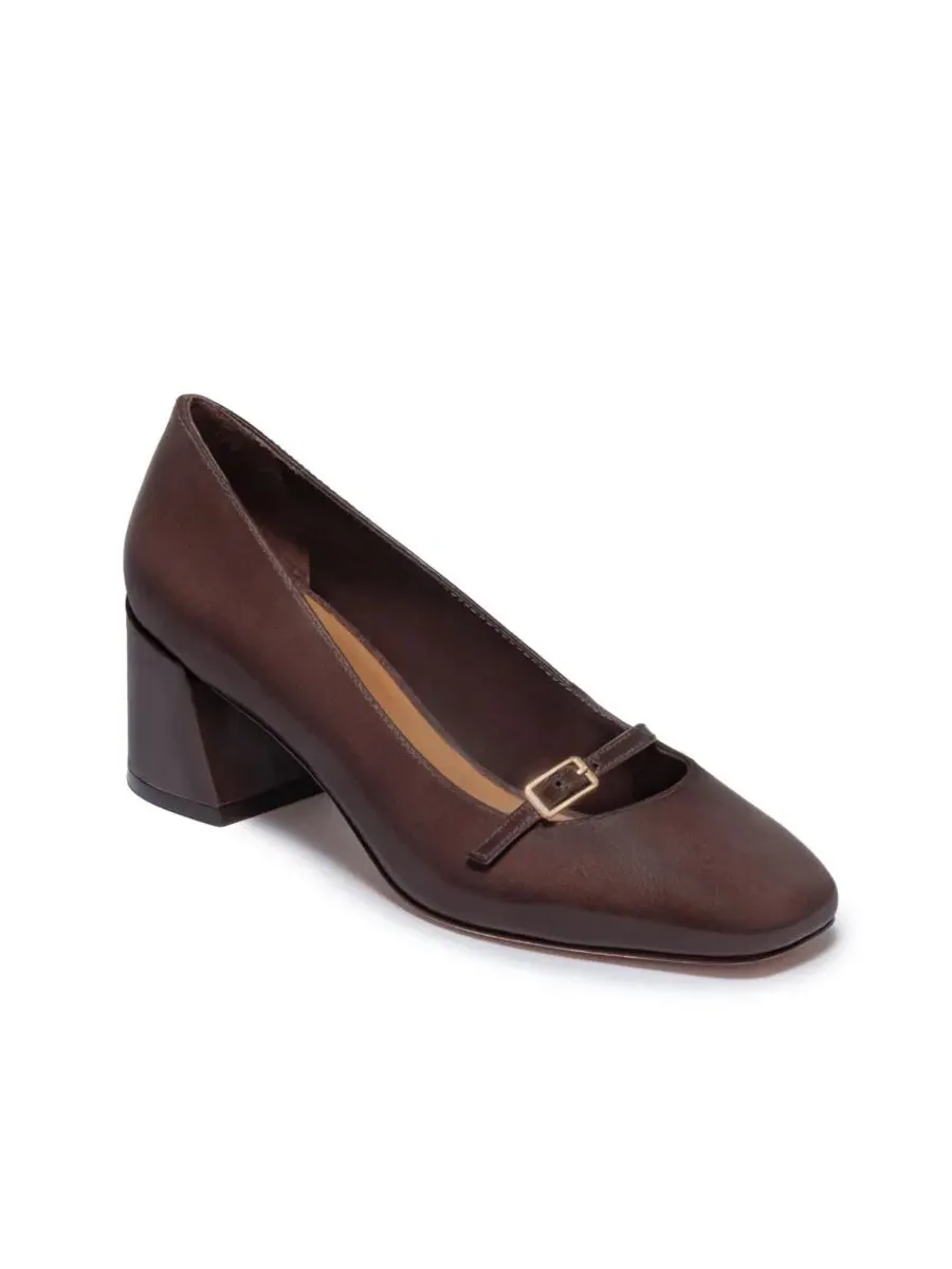 Туфли-лодочки Mary Jane с закрытым носком, на каблуке 5 см Bernardo Footwear — изображение 1 из 5, коричневый