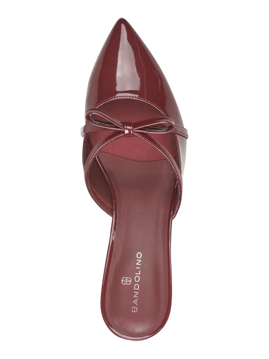 Туфли-мюли Mokita Crisscross Bow Kitten Heel Pumps Bandolino — изображение 4 из 5, темный красный