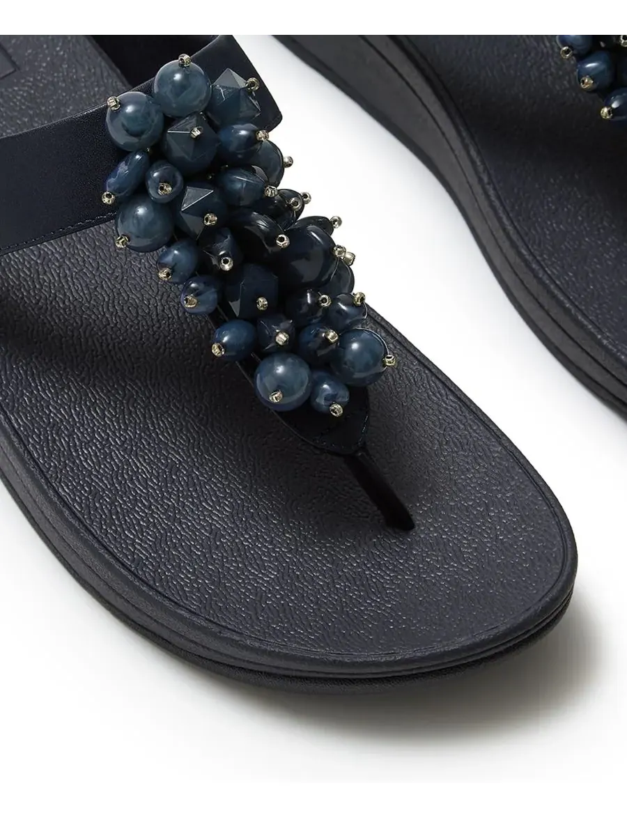 Женские сандалии Fino с бисерной отделкой и перемычкой между пальцами FitFlop — изображение 5 из 7, темно-синий