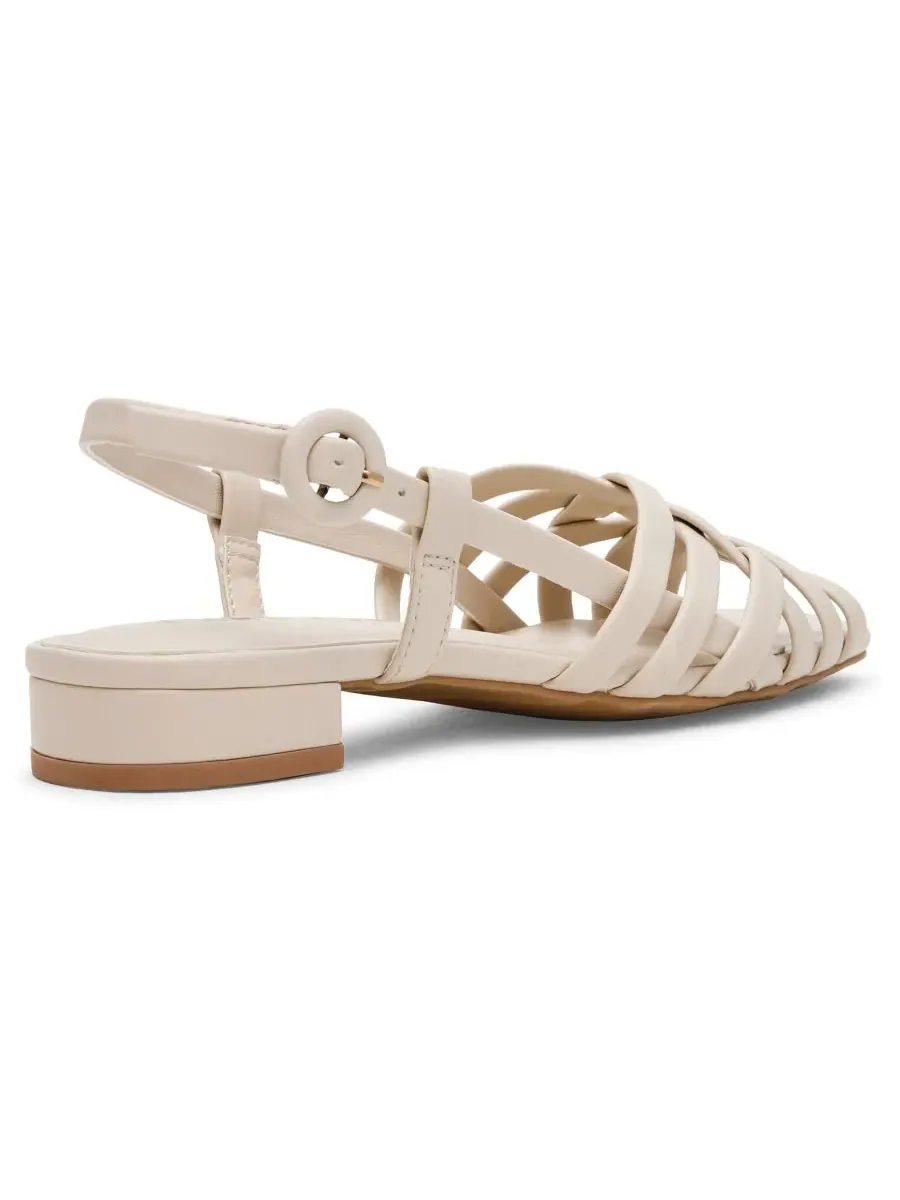 Женские сандалии с квадратным носком Fairfeild Square Toe Anne Klein, Bone Smooth — изображение 7 из 8