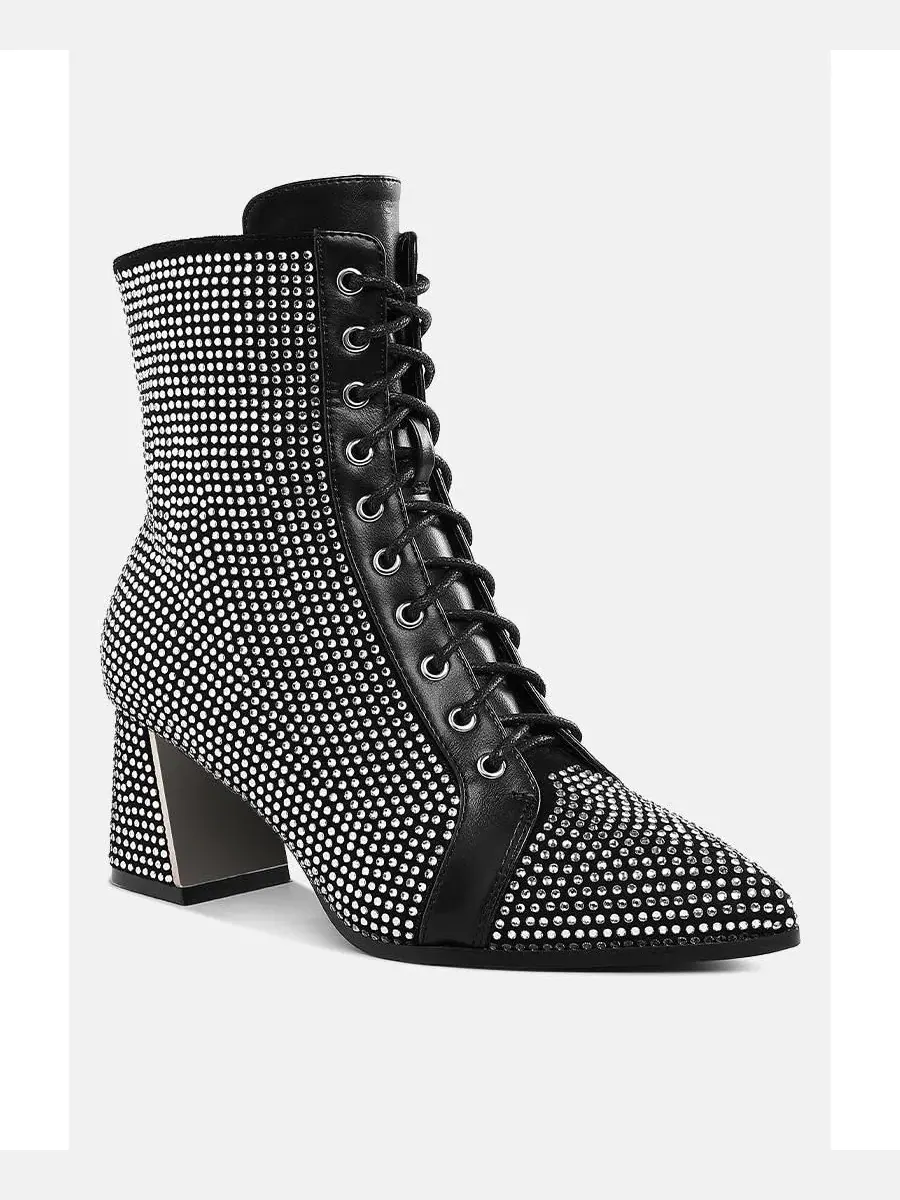 Ботинки на каблуке с принтом и стразами, модель Calla Rhinestone Embellished Ankle Boots London Rag — изображение 1 из 5