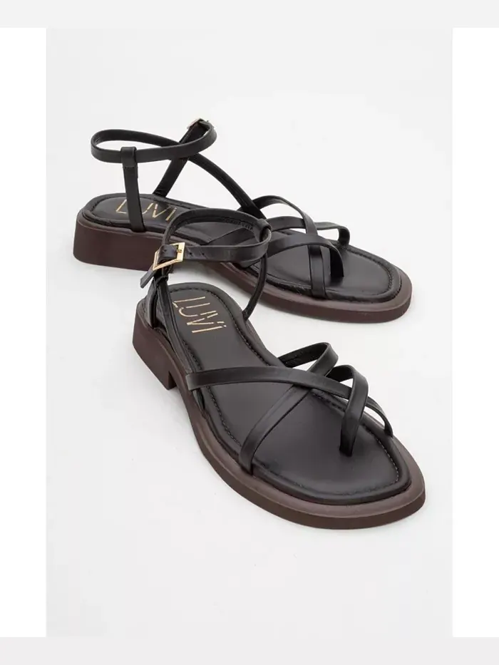 Antas Плоские сандалии на ремешках из кожи (женские) Forever & Always Shoes