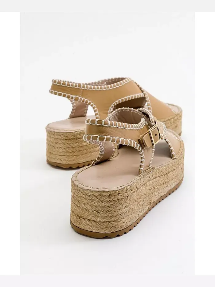 Босоножки Bellezza на платформе из кожи Forever & Always Shoes — изображение 4 из 6, темный бежевый
