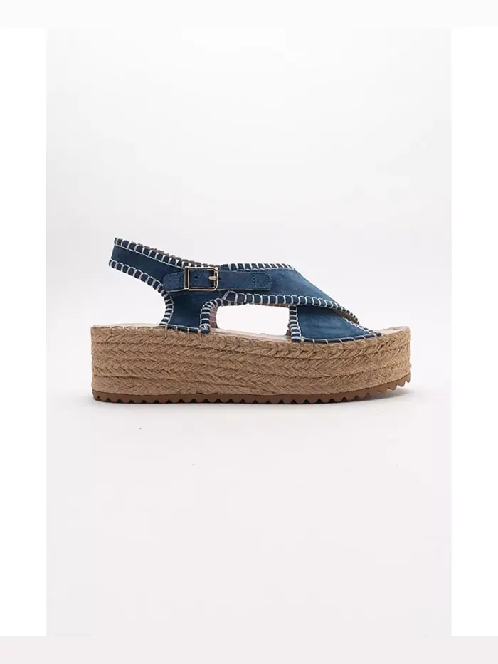 Босоножки Bellezza на платформе из кожи Forever & Always Shoes — изображение 4 из 6, темно-синий