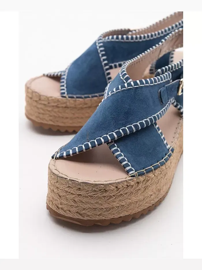 Босоножки Bellezza на платформе из кожи Forever & Always Shoes — изображение 5 из 6, темно-синий