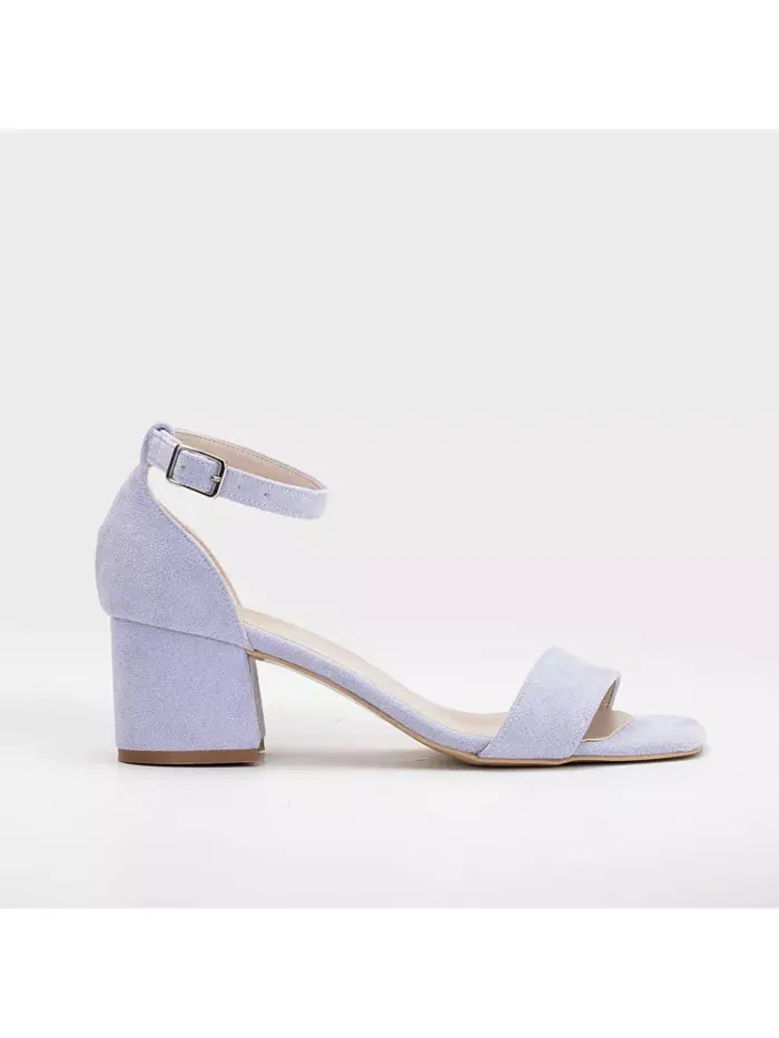 Босоножки Illy на низком каблуке с жемчугом Forever & Always Shoes — изображение 2 из 9, фиолетовый
