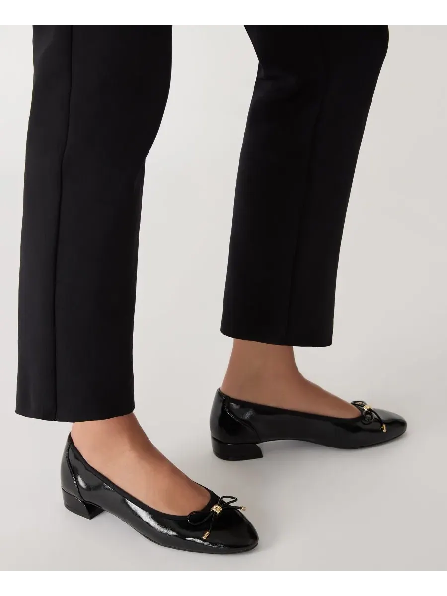 Туфли-лодочки с бантом Divine Anne Klein — изображение 3 из 9, черный