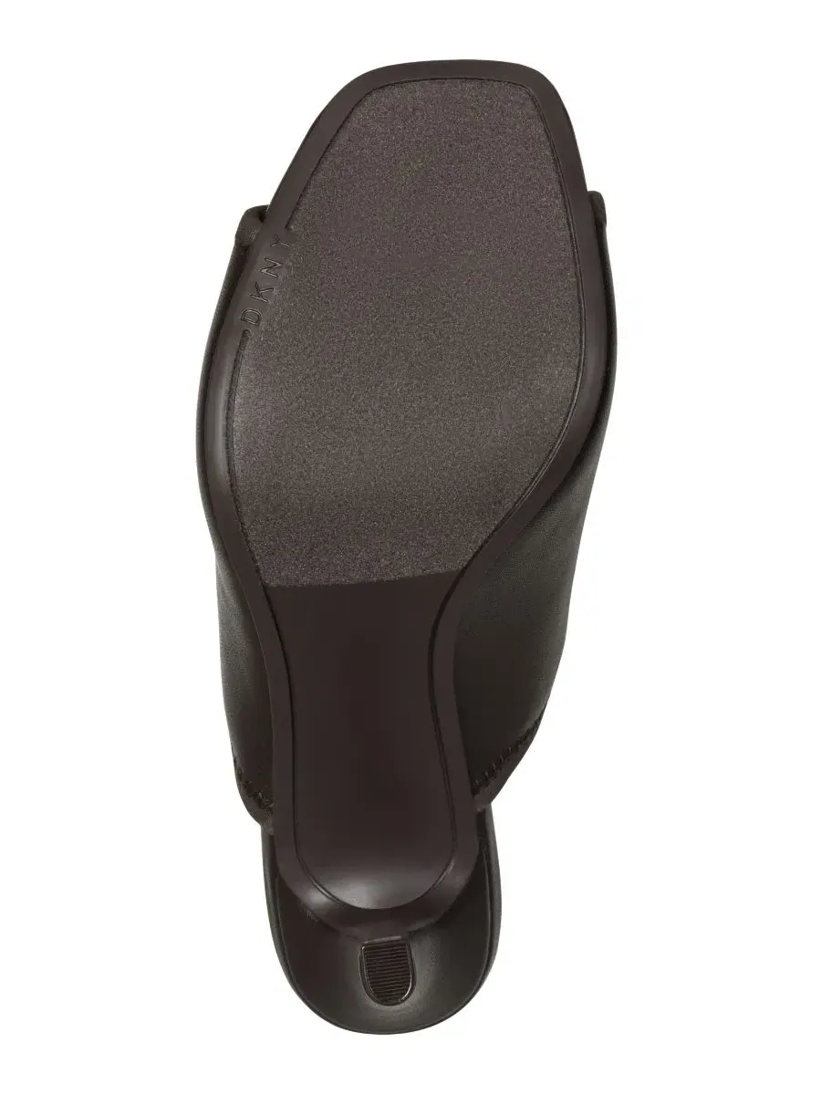 Босоножки-мюли DKNY Bryant Slip-On Dress Sandals — изображение 5 из 5, коричневый