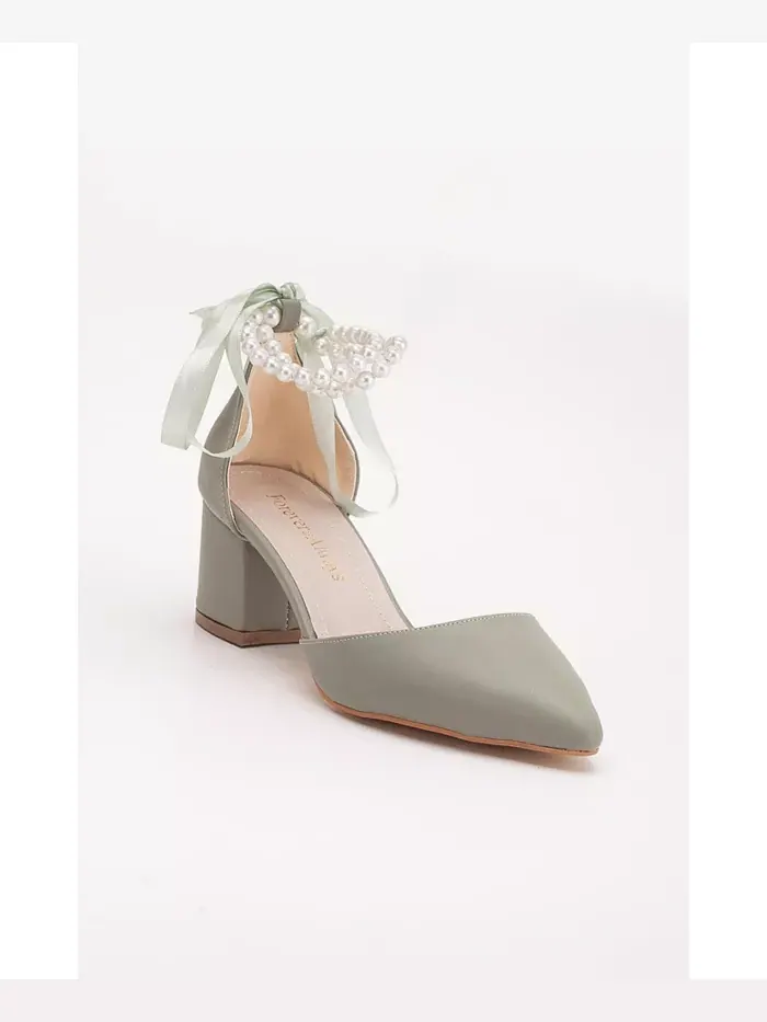 Туфли Miranda на низком каблуке с жемчугом Forever & Always Shoes — изображение 1 из 7, зеленый