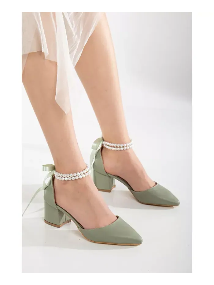 Туфли Miranda на низком каблуке с жемчугом Forever & Always Shoes — изображение 4 из 7, зеленый