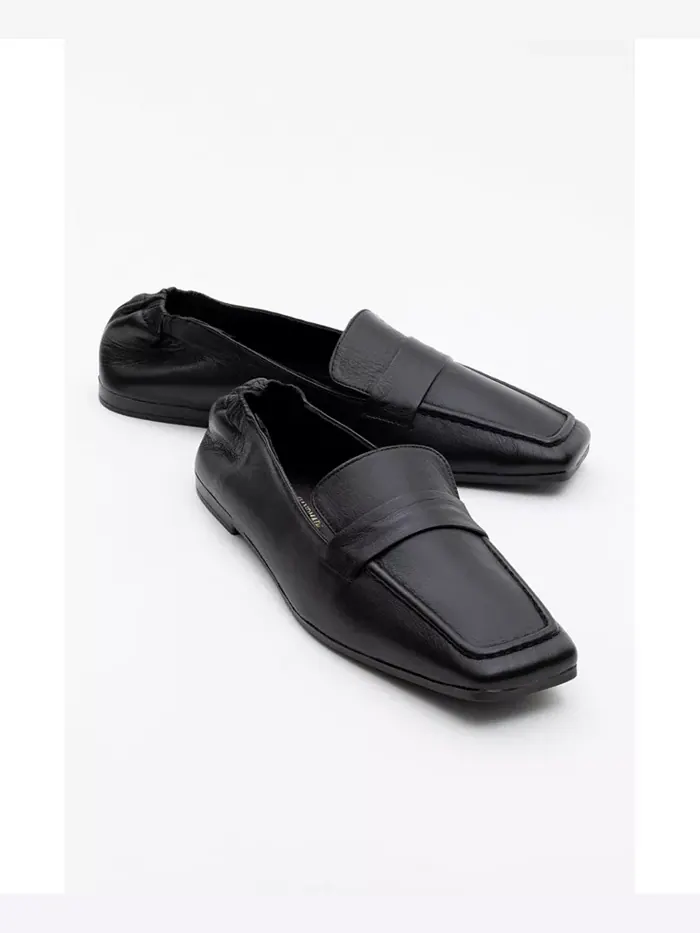 Лоферы из кожи Liepa Forever & Always Shoes