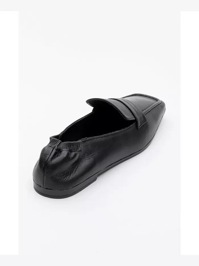 Лоферы из кожи Liepa Forever & Always Shoes — изображение 3 из 4, черный