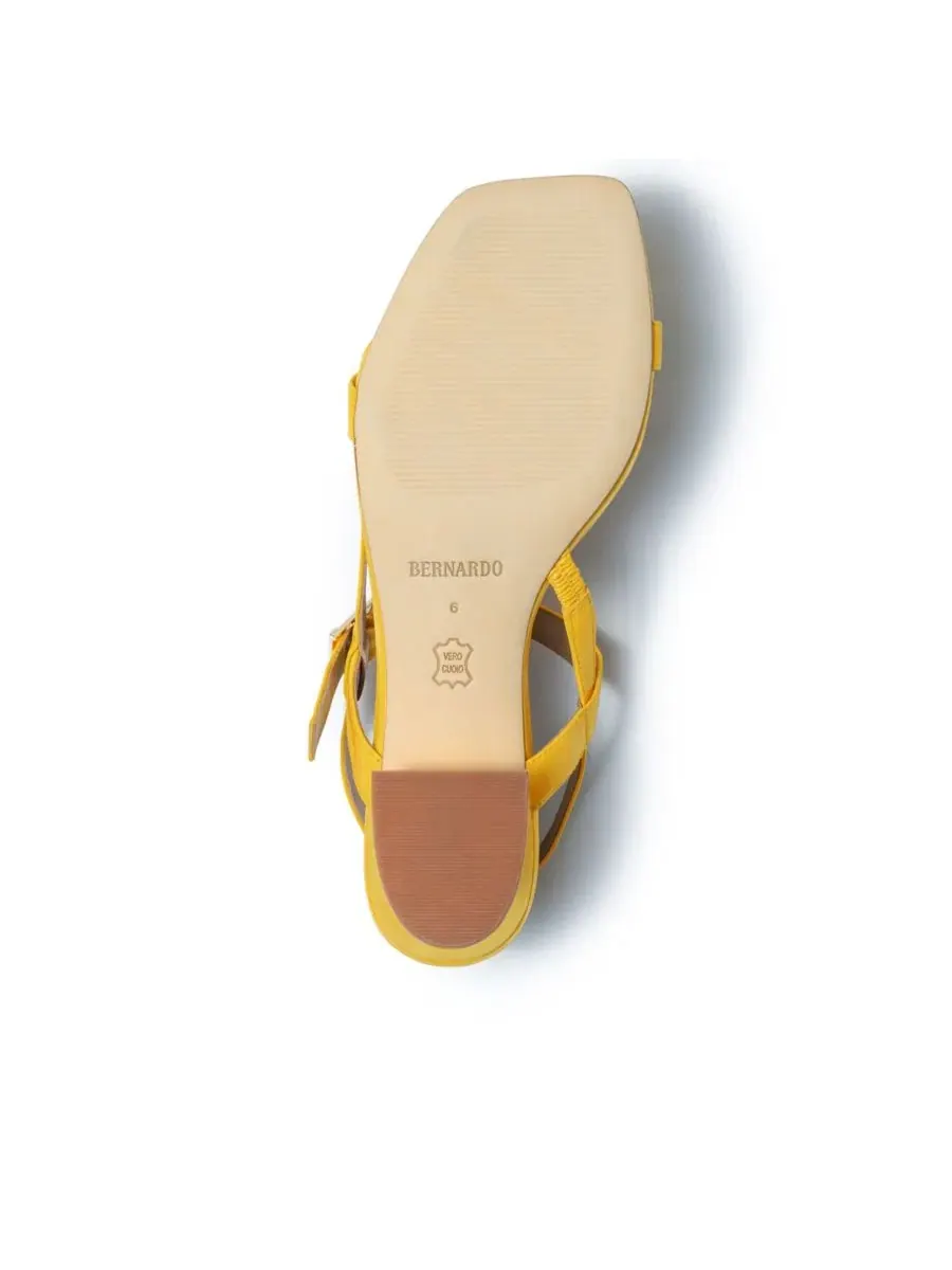Женские сандалии на низком каблуке Jinji Bernardo Footwear — изображение 5 из 5, желтый