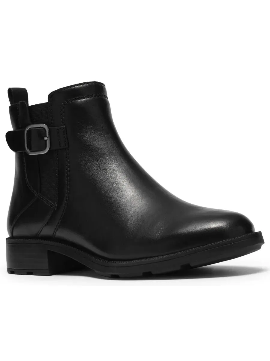 Ботинки на каблуке с пряжкой Adalynn West Clarks