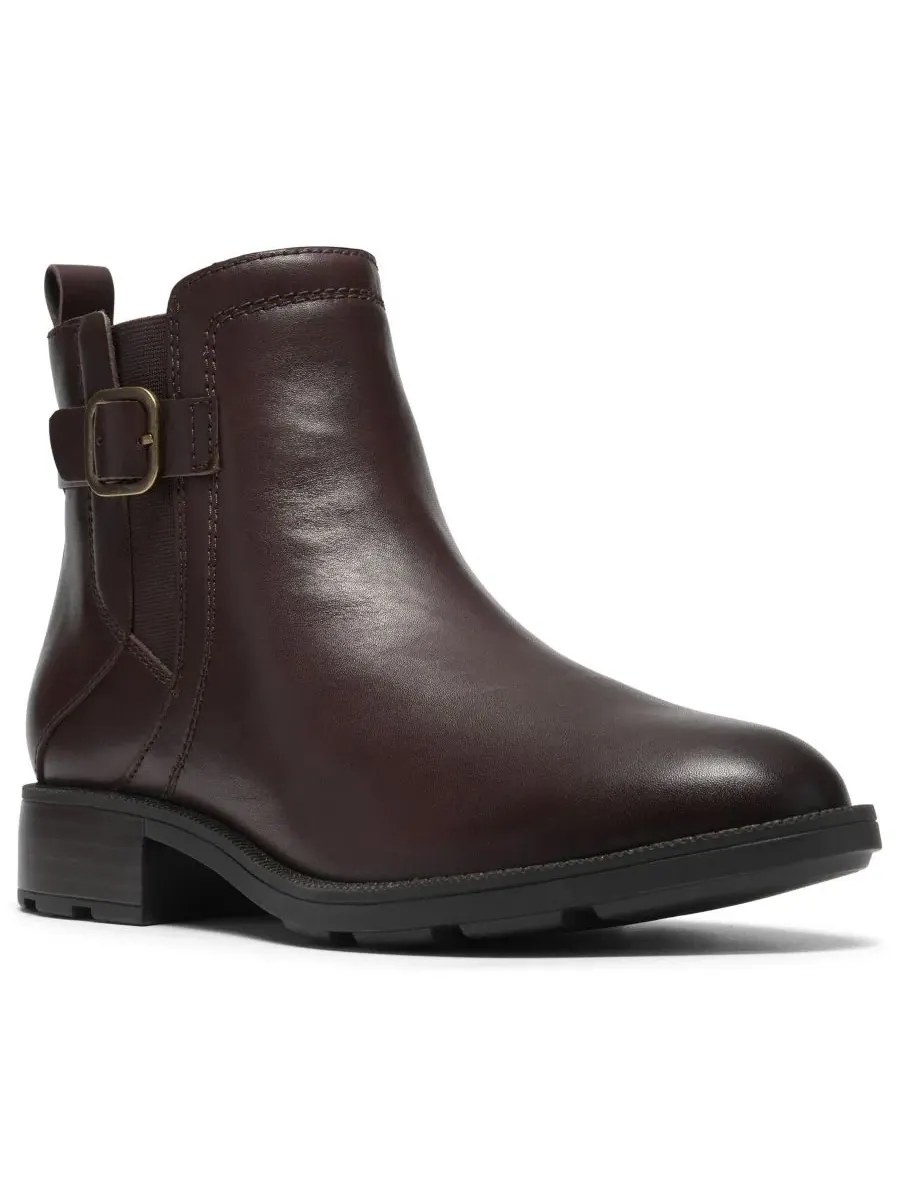 Ботинки на каблуке с пряжкой, модель Adalynn West Clarks