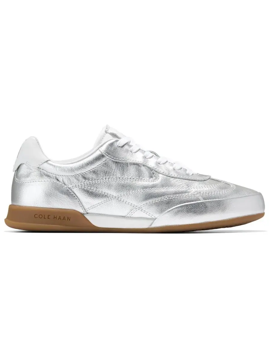 Женские кроссовки GrandPrø Turf 20 на шнуровке Cole Haan — изображение 2 из 5, серебристый/белый