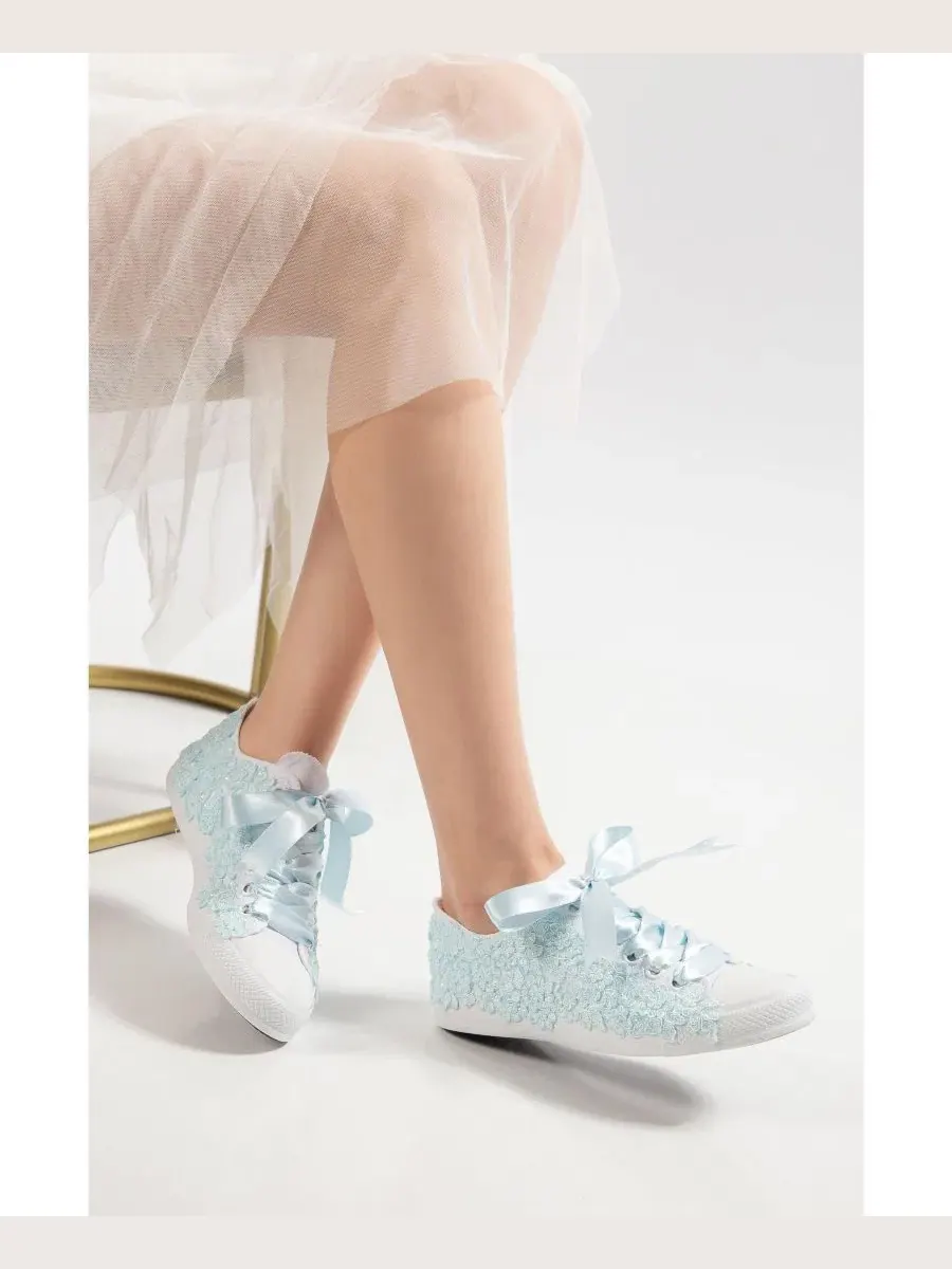 Женские свадебные кроссовки Azure Lace Bloom Forever & Always Shoes — изображение 3 из 4, белый