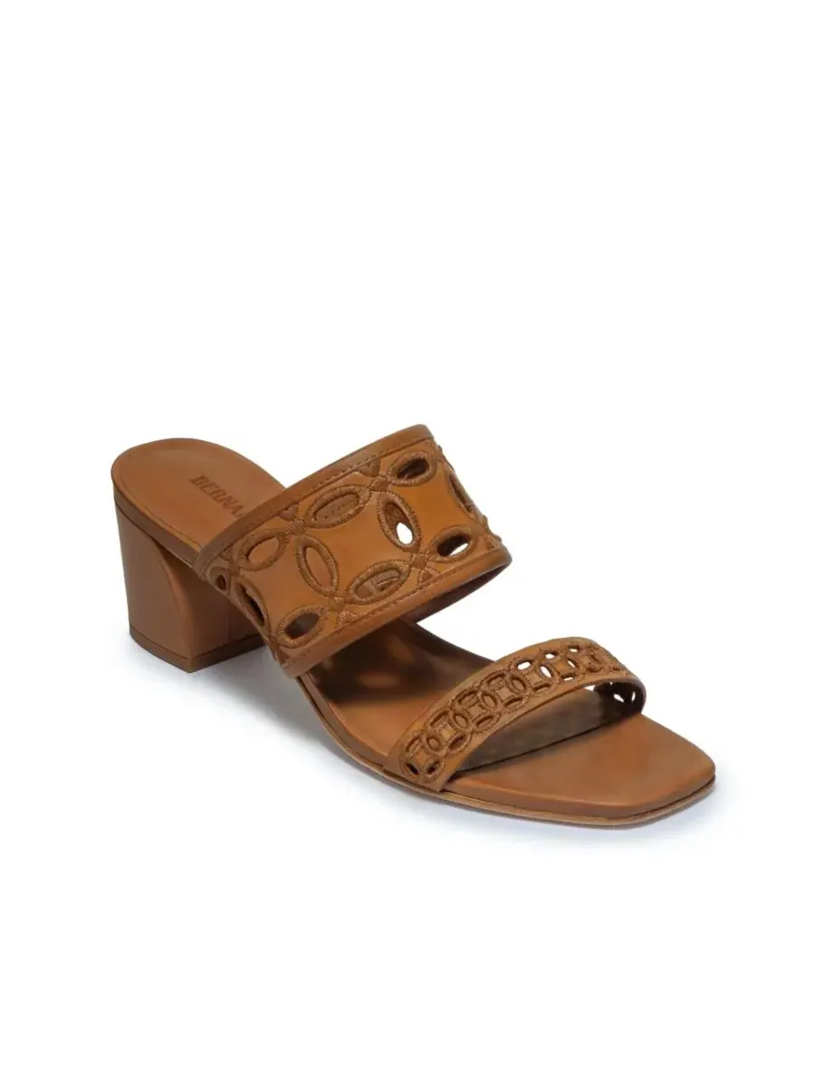 Босоножки на среднем каблуке с цветочной вышивкой Gemma Bernardo Footwear — изображение 1 из 5, коричневый