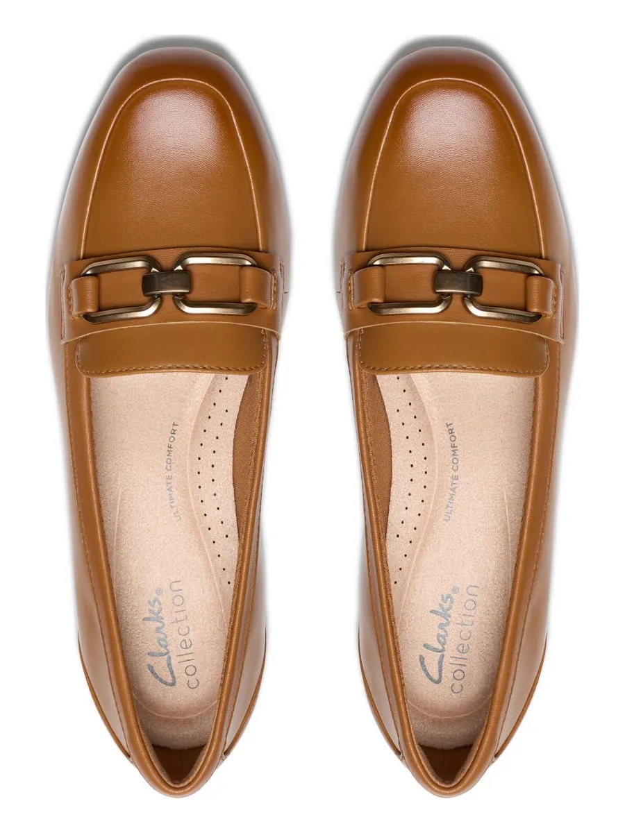 Лоферы женские Clarks Juliet Echo без шнурков, кожаные — изображение 4 из 5, бежевый