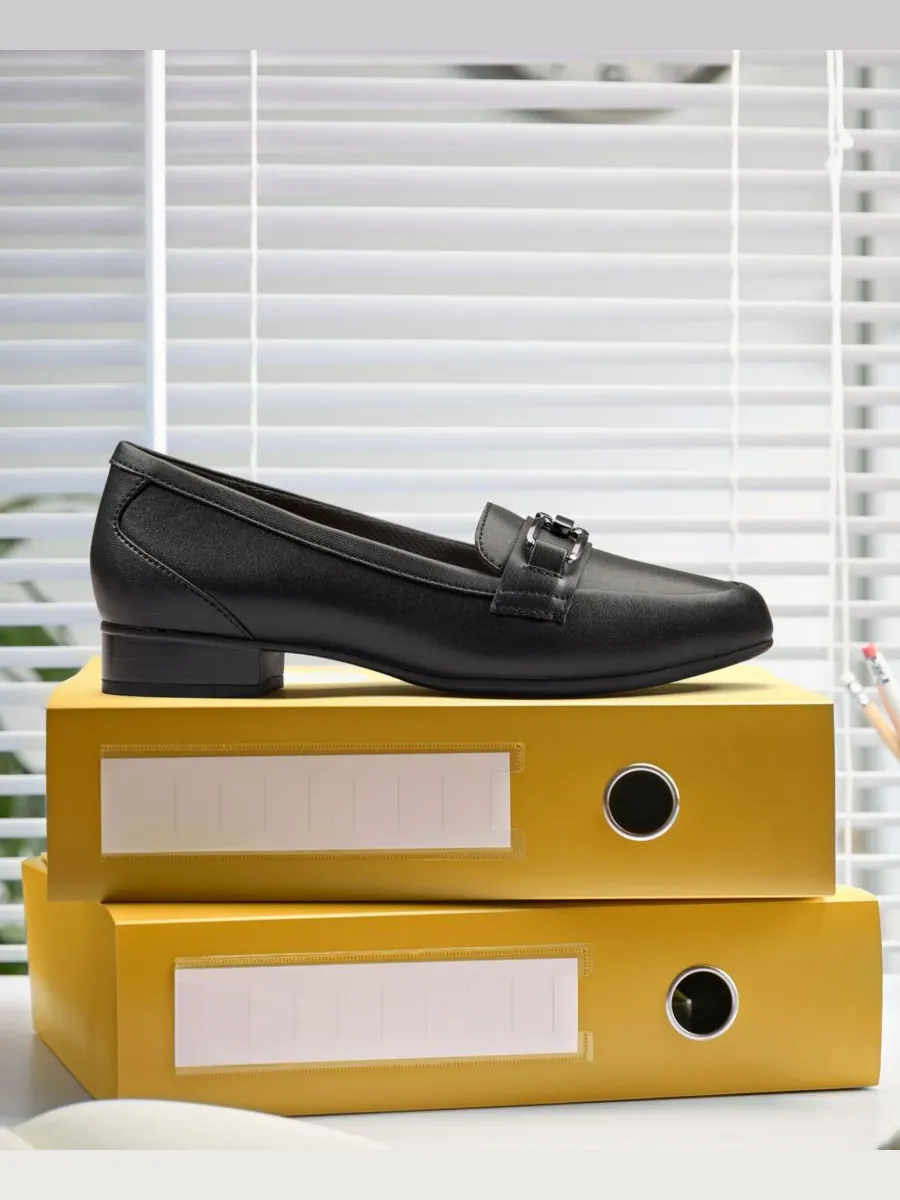 Лоферы женские Clarks Juliet Echo, без шнурков — изображение 4 из 8, черный