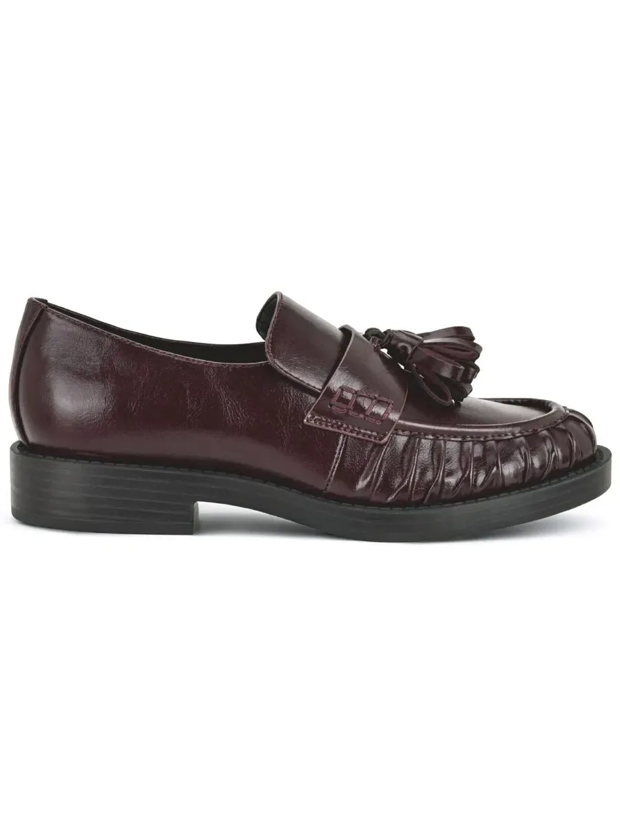 Лоферы с кисточками и плиссированным мысом Gersen Nine West — изображение 2 из 5, винный
